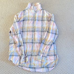 Mint condition American Eagle soft pink oversized button-up